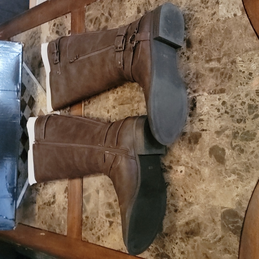 GUESS Riding Boots - Picture 5 of 16